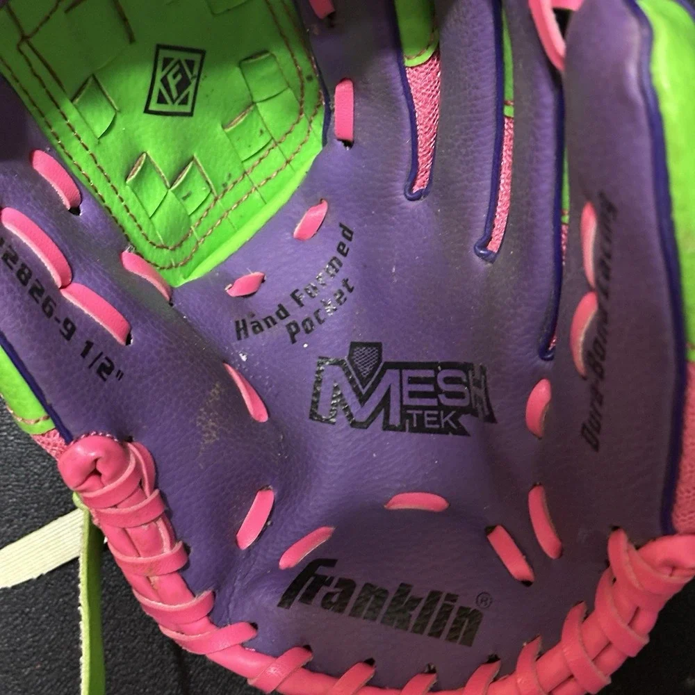 Franklin Mesh Tek Baseball Glove Girls Youth Size‎ 9.5